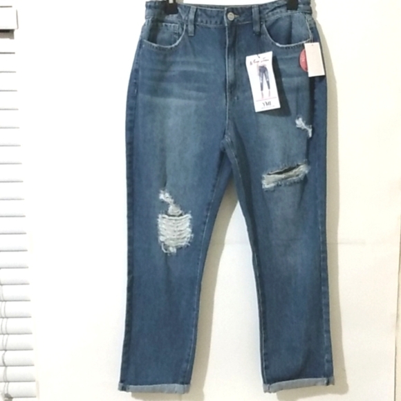 YMI Denim - YMI DREAM COLLECTION DISTRESSED RIPS & WHISKERS MOM JEANS SIZE 11 / 30 NWT
